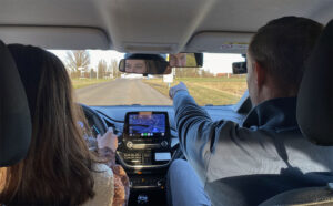 Autorijles vanuit Makkum, Workum, Witmarsum of Bolsward. Rijschool Zuidwest Friesland geeft les met uitgebreide rijhulp systemen.